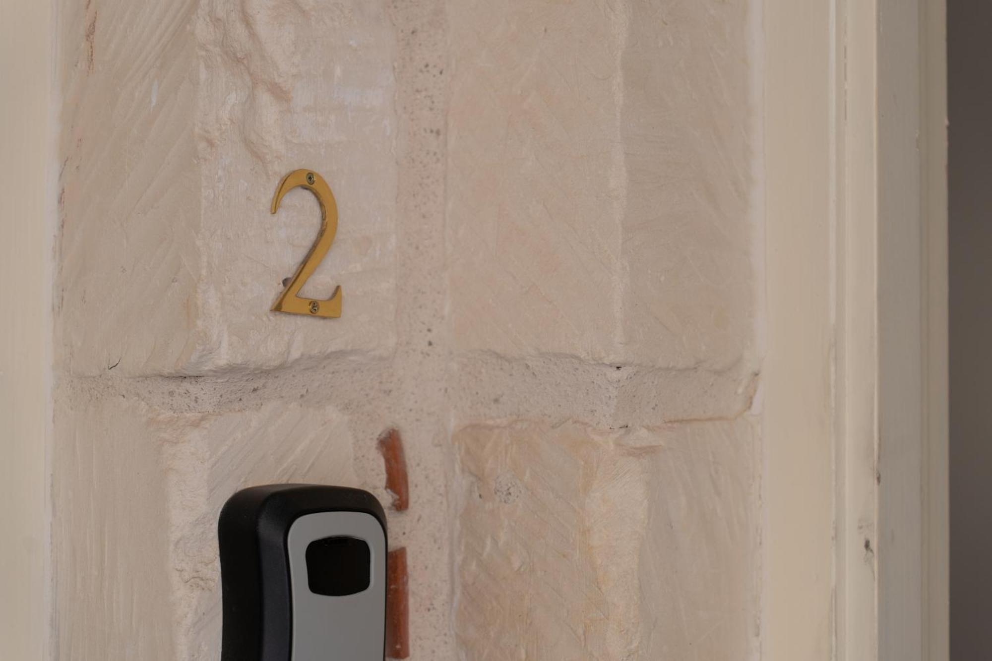 Dimora Barocca Luxury Suites Lecce Exterior foto